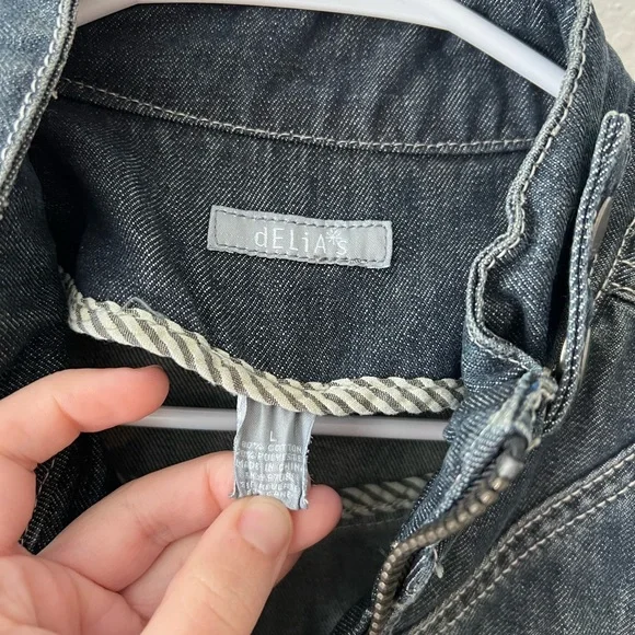 dELiA*s Dark Wash Denim Cropped Jean Jacket Size Large - Picture 6 of 6
